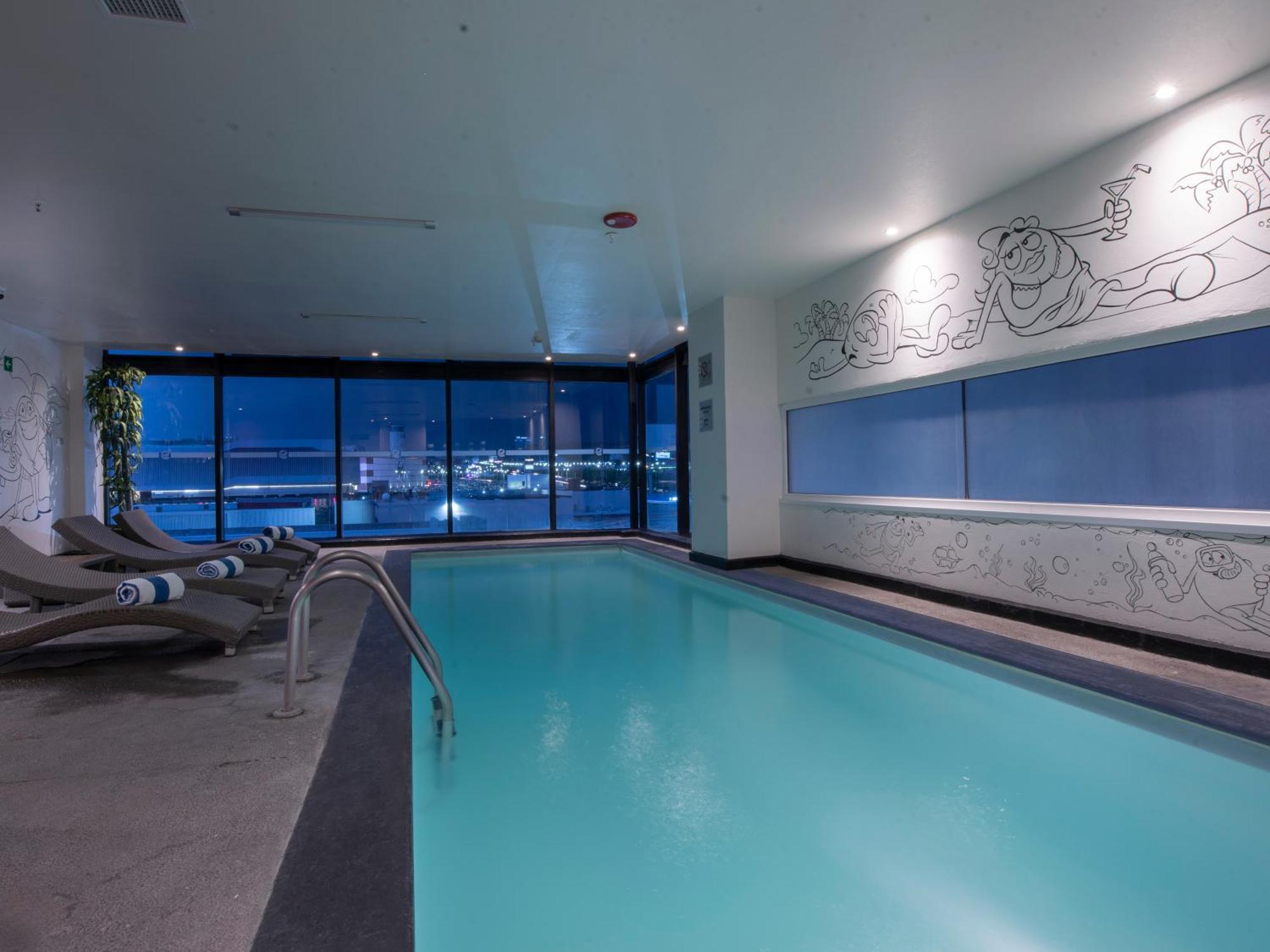 Ramada Encore By Wyndham Querétaro Εξωτερικό φωτογραφία